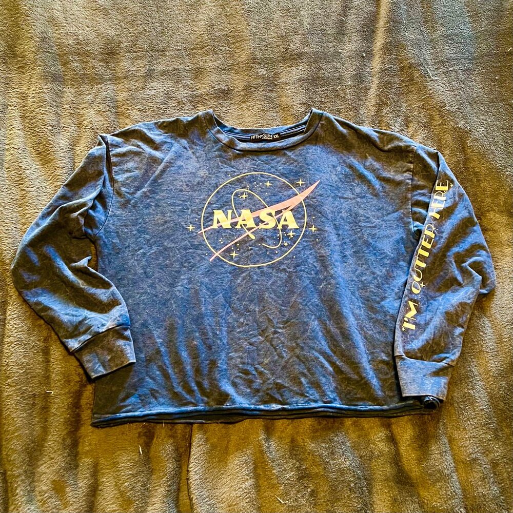 NASA Crop Top Sweatshirt XXL - Like New